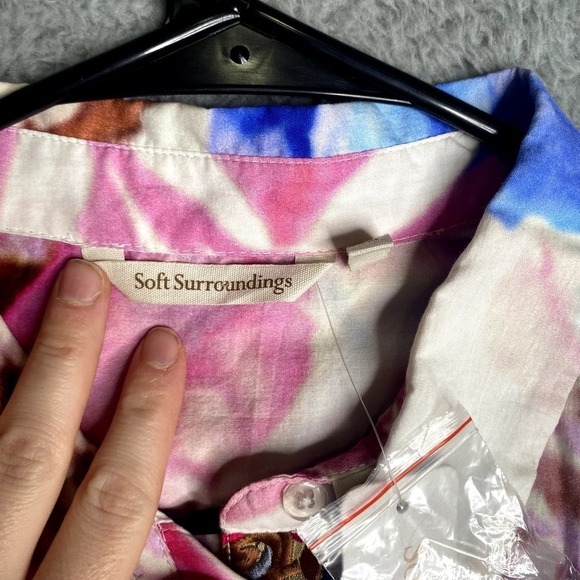 NWT Soft Surroundings roll tab button down artsy art to wear floral abstract M - Picture 5 of 16